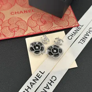 Chanel 24K black enamel pearl flower double c earrings