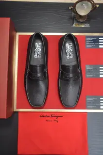 Salvatore Ferragamo formal leather shoes Original imported cowhide fabric + cowhide lining