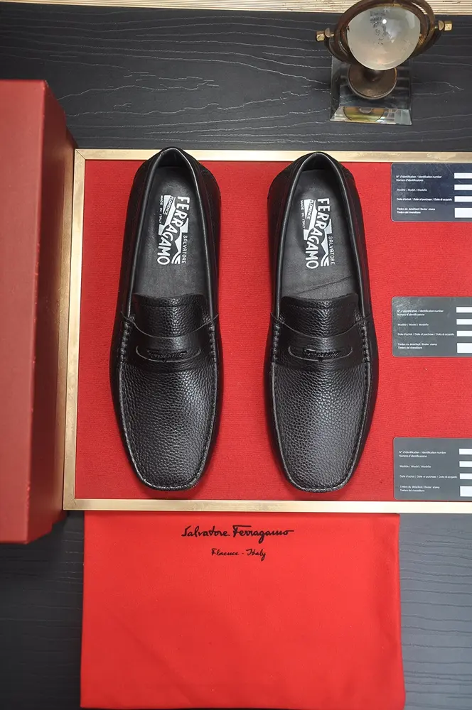 Salvatore Ferragamo formal leather shoes Original imported cowhide fabric + cowhide lining