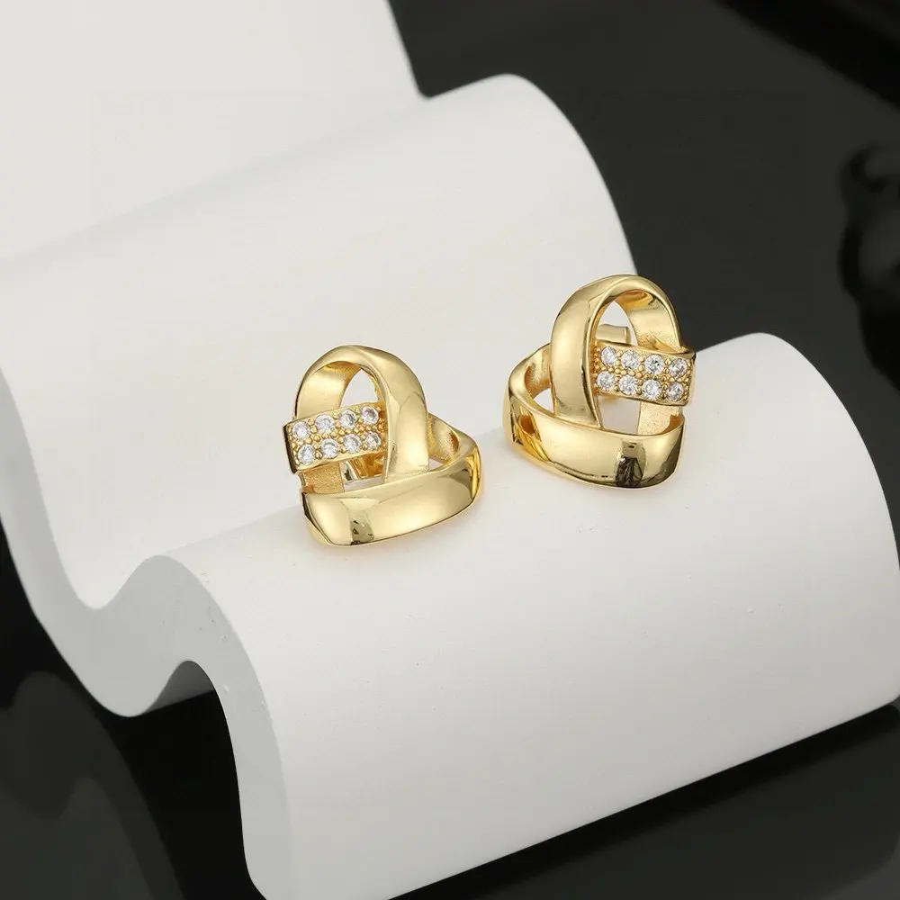 Celine new heart-shaped earrings