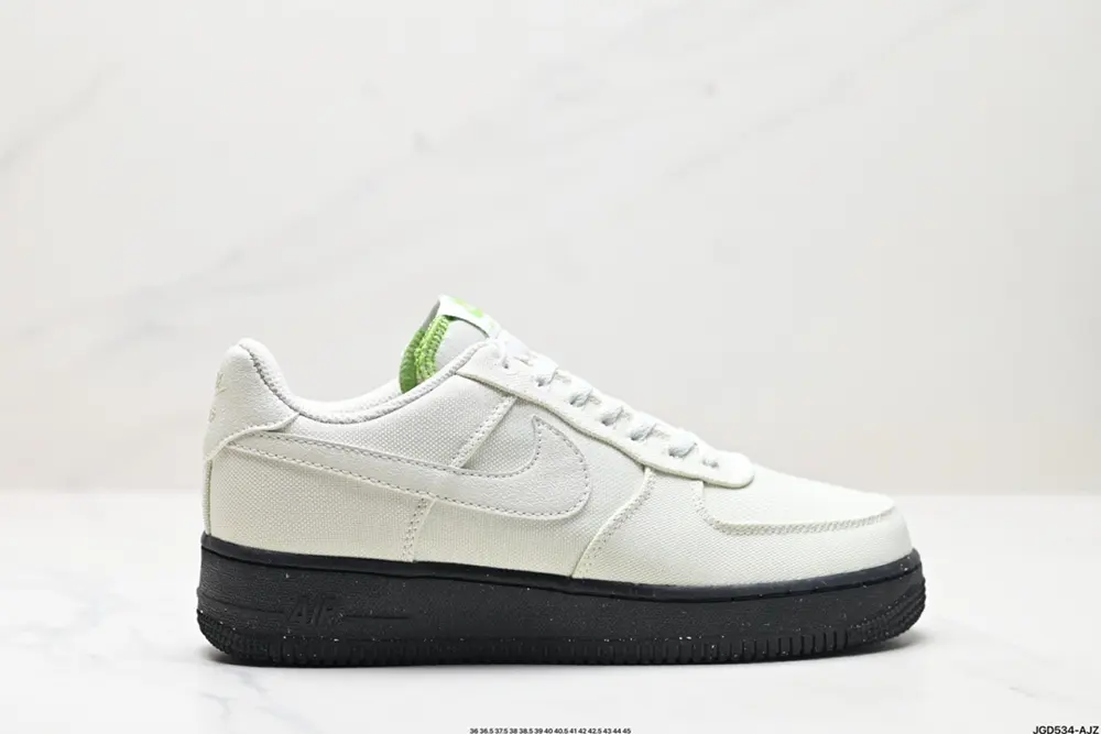 NIKE AlR FORCE 1‘07 LV8 Sneakers FJ4160-001
