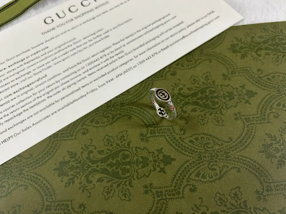 Gucci Interlocking G narrow rubber ring Size 12-24