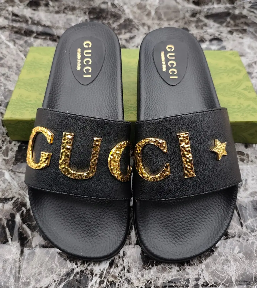 Gucci slippers