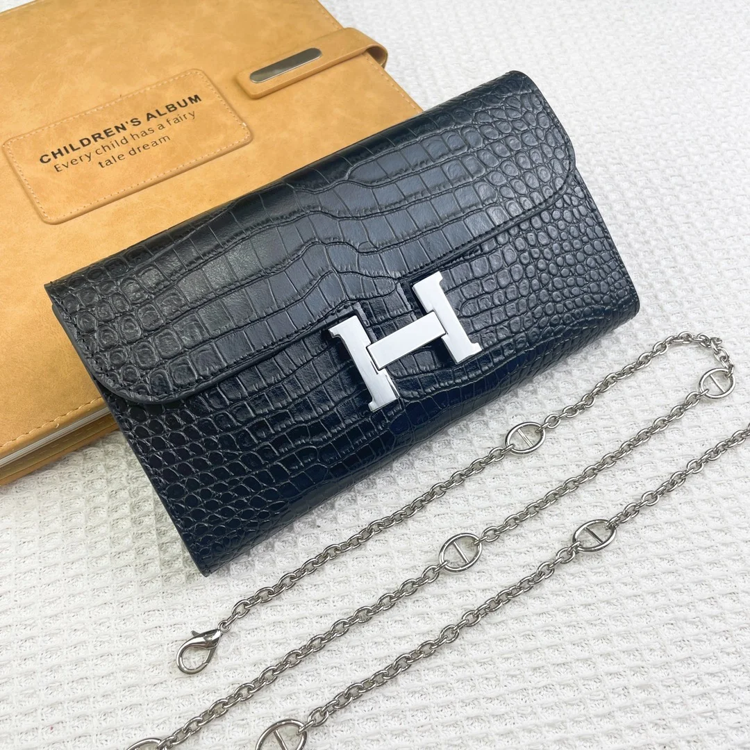 Hermès Constance