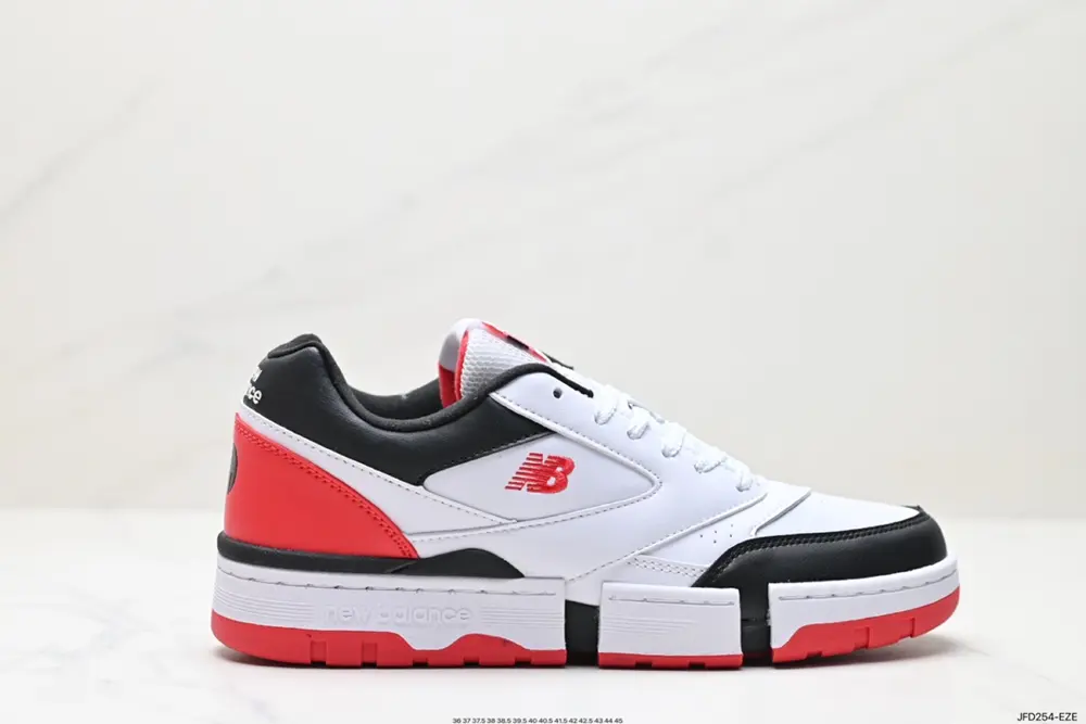 New Balance series of classic retro low-top casual sports basketball shoes actually started CTJSB1
