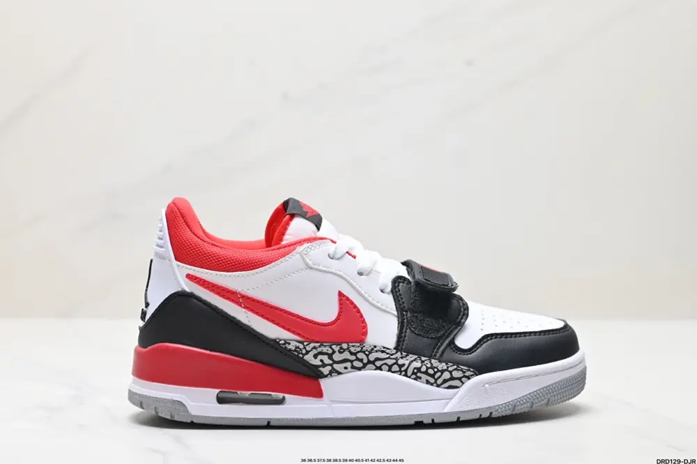 Nike Air Jordan Legacy 312 Low “White/Pine Green” Jordan’s strongest three-in-one hybrid CD7069-130