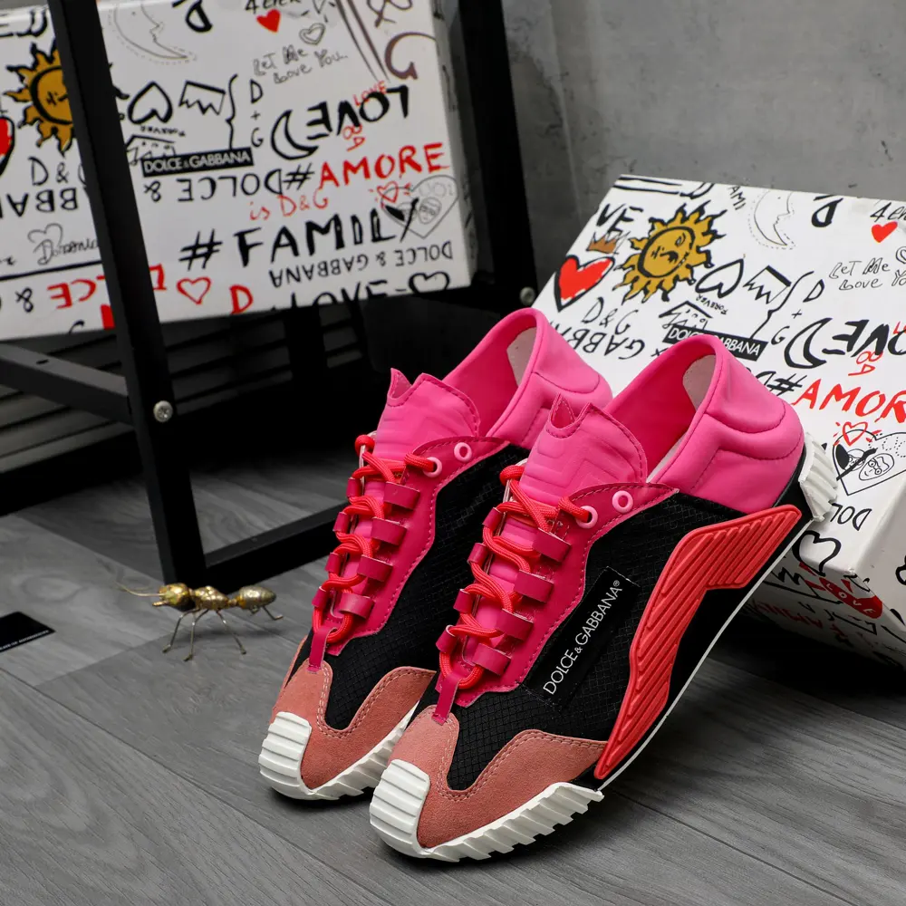 Dolce & Gabbana couple’s casual shoes