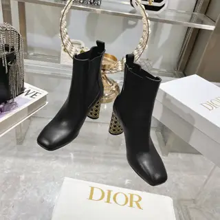 Dior 2024 autumn and winter new Icon series knight women’s boots celebrity style CD letter
