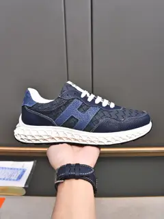 Hermès men’s color-blocked sneakers