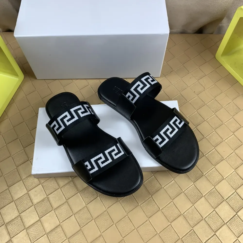 Versace casual slippers Official website original 1:1 mold Original quality