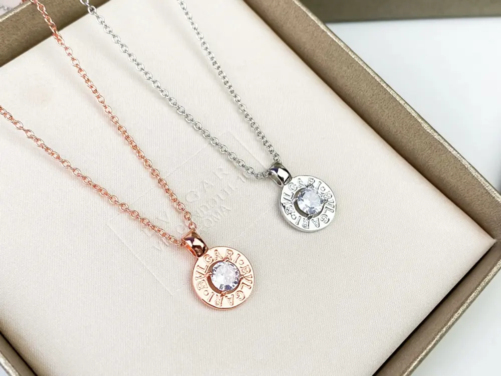 Bvlgari diamond hoop necklace diamond pendant