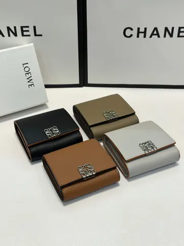 Loewe Wallet