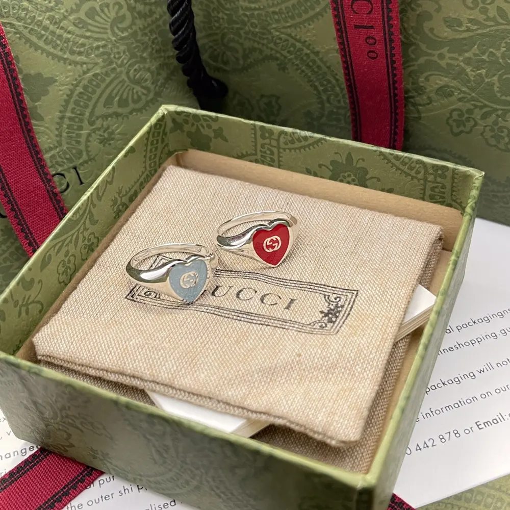 Gucci small red and blue heart enamel ring