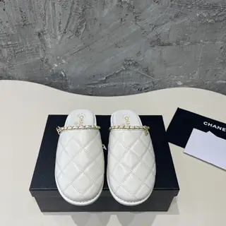 Chanel diamond chain Sheep lining flat bottom half-slippers