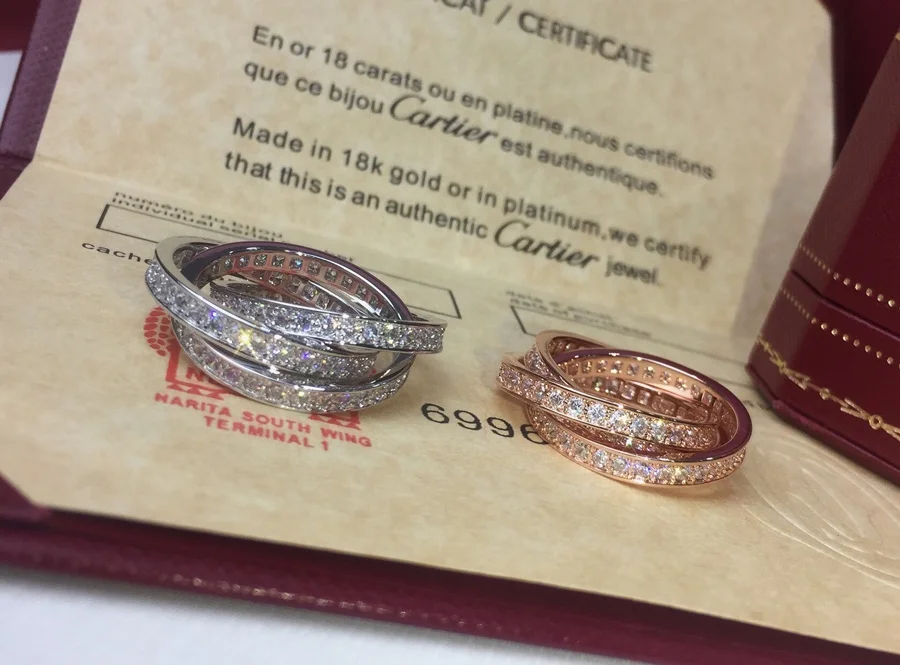Cartier The same ring as Luo Zijun. The three rings remember the colorful life fragments in