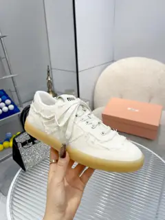 Miu Miu Miu casual white shoes~soft and comfortable