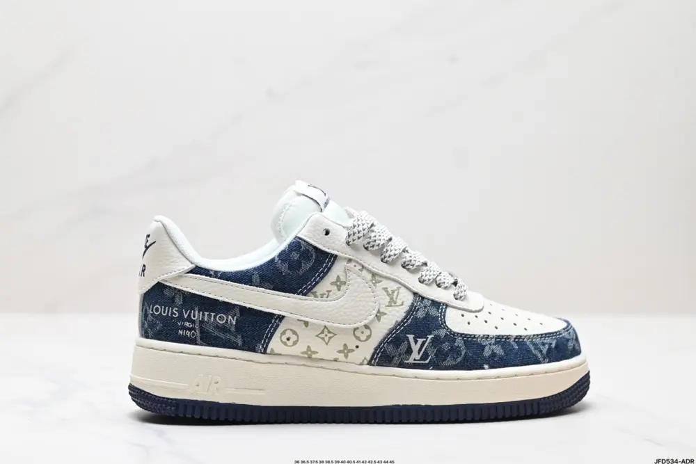 Nike Air Force 1 Low 07 LV8 Sneakers FQ4296-101