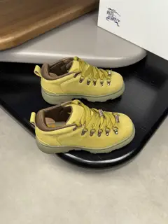 BURBERRY casual shoes