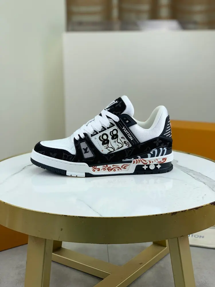 Louis Vuitton classic high-top trendy shoes