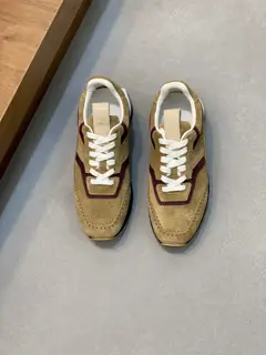 Berluti men’s shoes are handmade. This unique and modern shoe breaks the rules. It uses