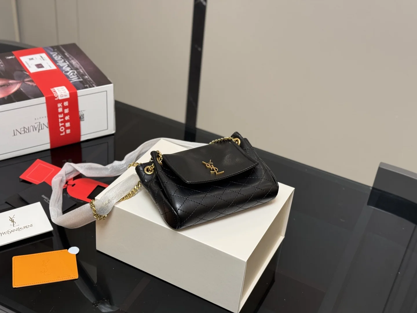 Yves Saint Laurent Bag
