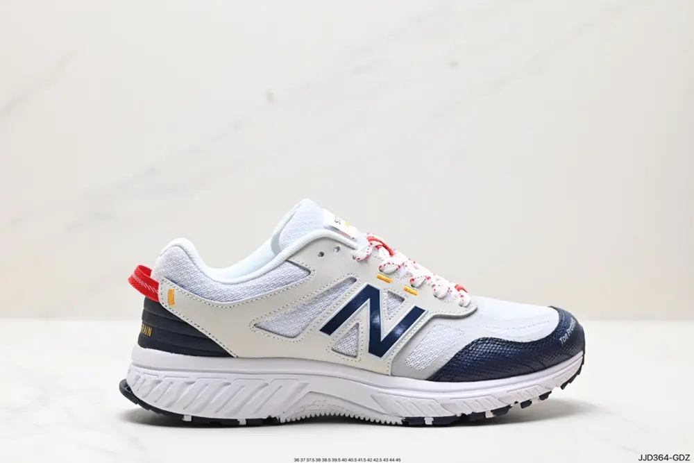 New Balance uses ABZORB shock-absorbing material outsole effect Korean style wear style MT510WB4