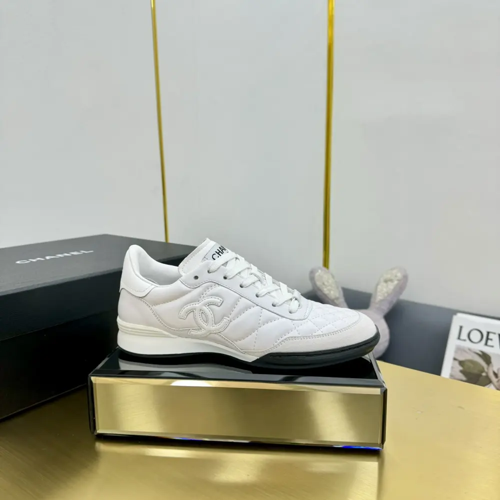 Chanel casual sneakers