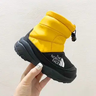 The North Face high-top children’s snow boots