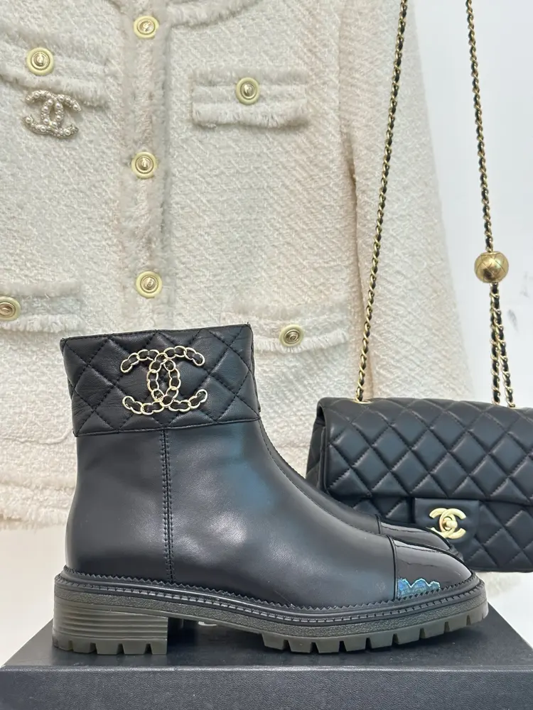 Chanel Paris catwalk diamond block heel boots series