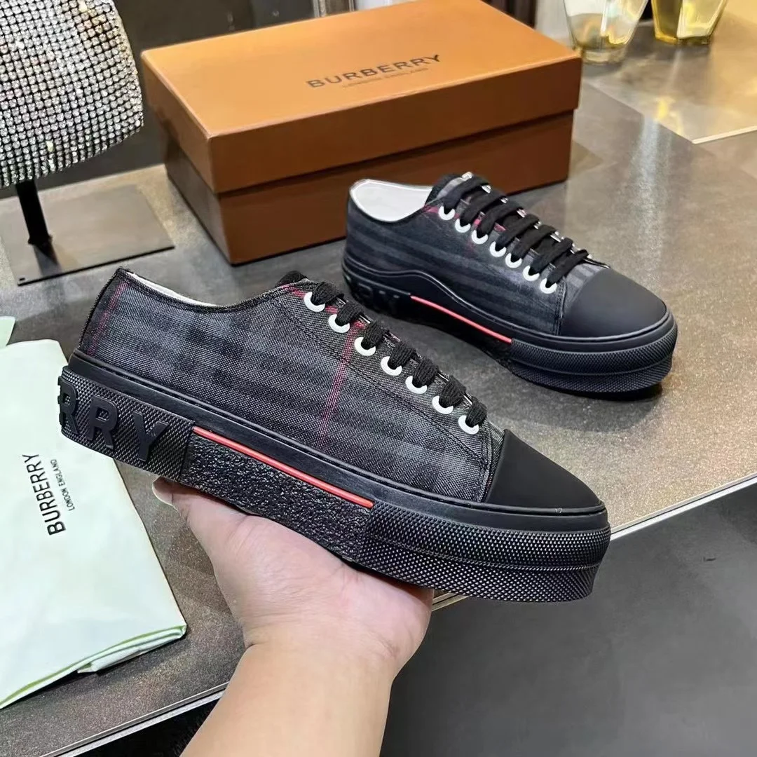 BURBERRY Retro plaid cotton sneakers