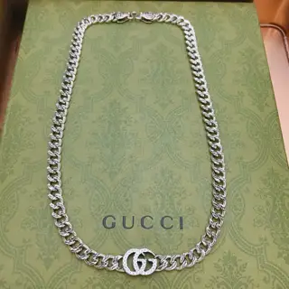 The latest Gucci necklace with a higher-end chain