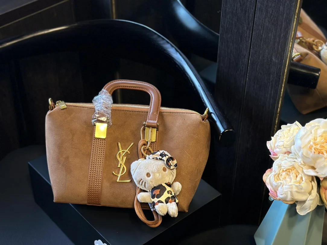 Yves Saint Laurent Hobo