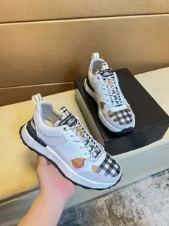 Burberry Sole: original sole