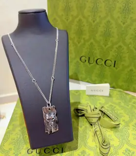 GucciThe latest Gucci necklace with a higher grade chain