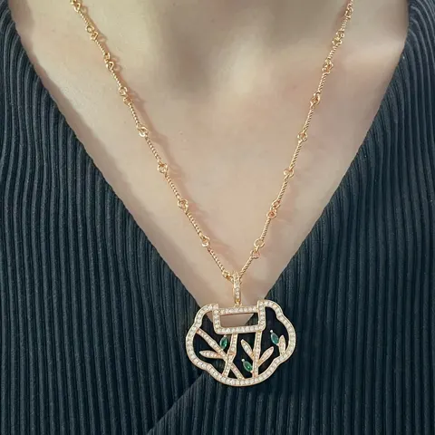 Qeelin Qilin Bamboo Ruyi Lock Necklace
