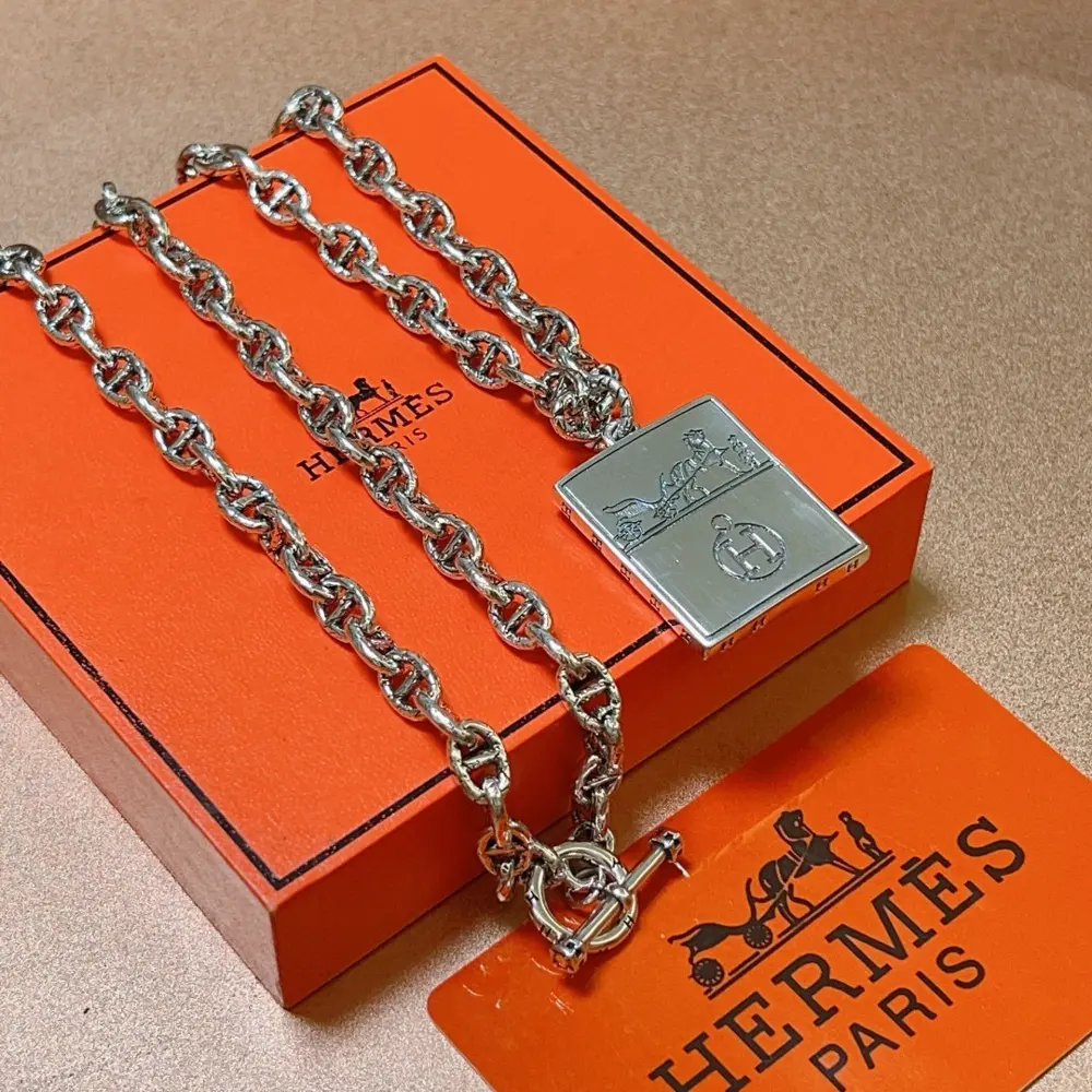 Hermès necklace New product launch HERMES essential pig nose series jewelry High-end