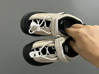 KEEN trendy outdoor children’s Velcro hiking shoes