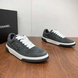 Chanel leather casual sneakers