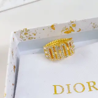 Dior letter full diamond ring