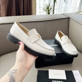 Chanel early spring single shoes