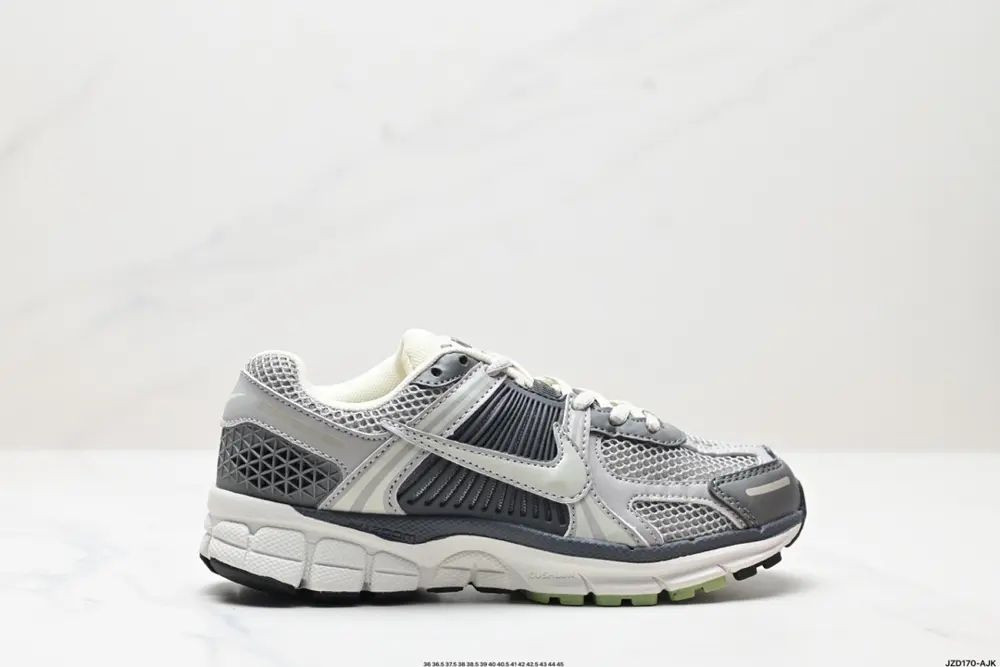 Nike Zoom Vomero 5 Sneakers BV1358-001