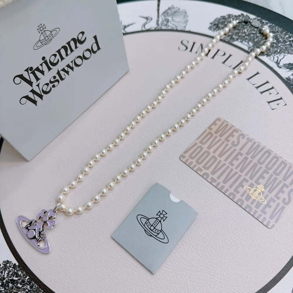 Vivienne Westwood Classic Large Saturn Necklace