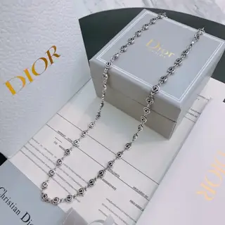 DIOR New Dior necklace Original goods New counter model