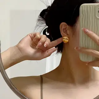 Chanel double C heart Spring and summer new colorful earrings