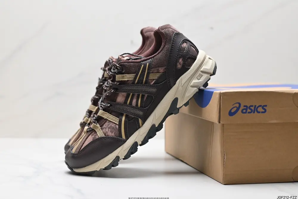 ASICS breathable mesh upper with some synthetic leather material uses the new AHAR+ rubber 1202A275-021