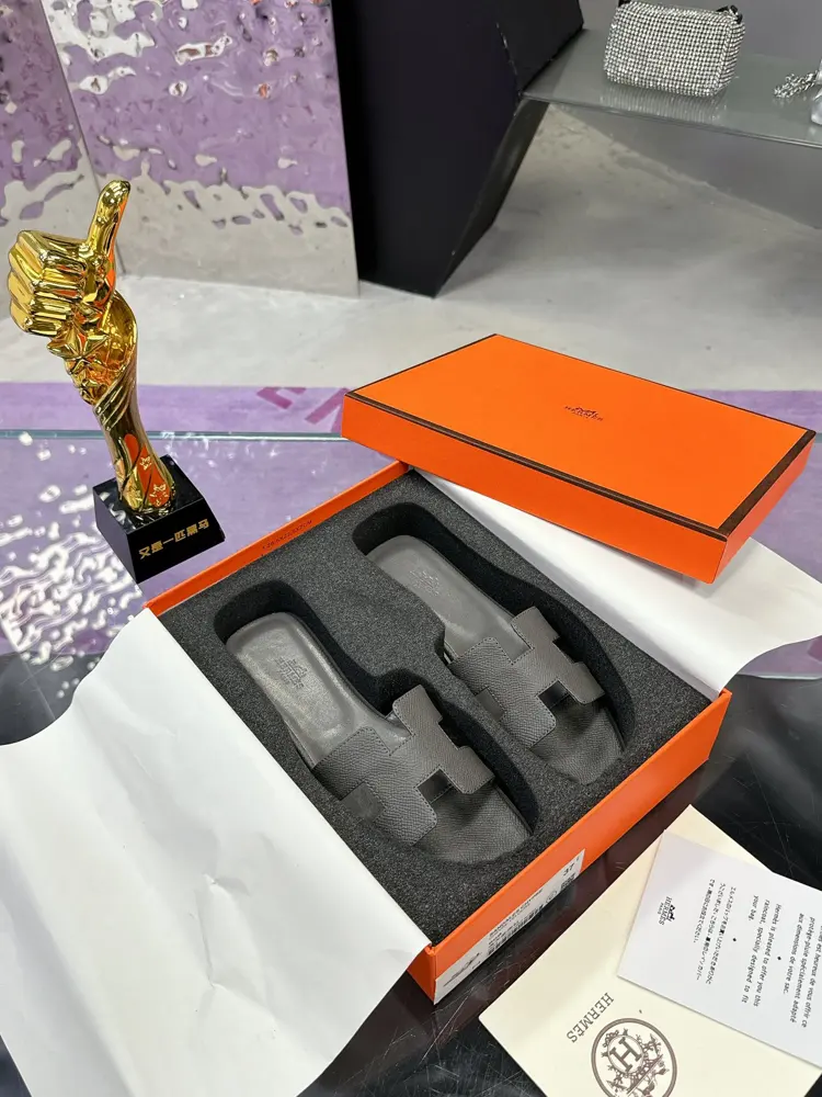 Hermès H slippers