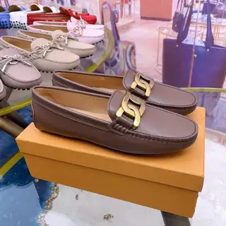 Tods classic ladies’ moccasins