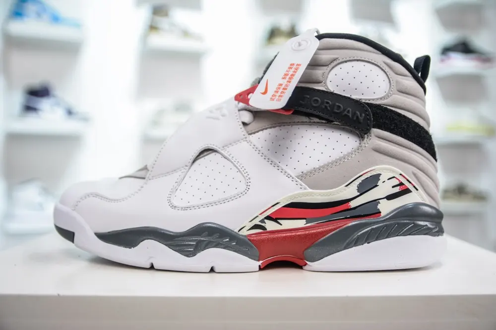 Nike high-top retro basketball shoes 305381-103