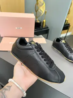 Miu Miu Miu 2024 new popular casual dirty shoes