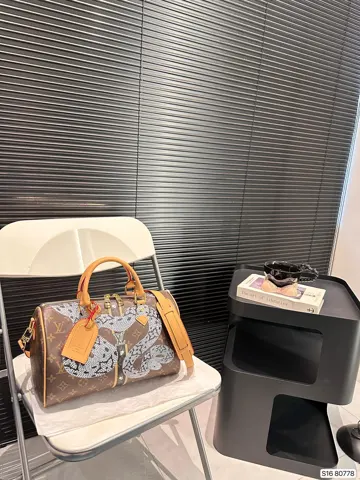 Louis Vuitton Keepall